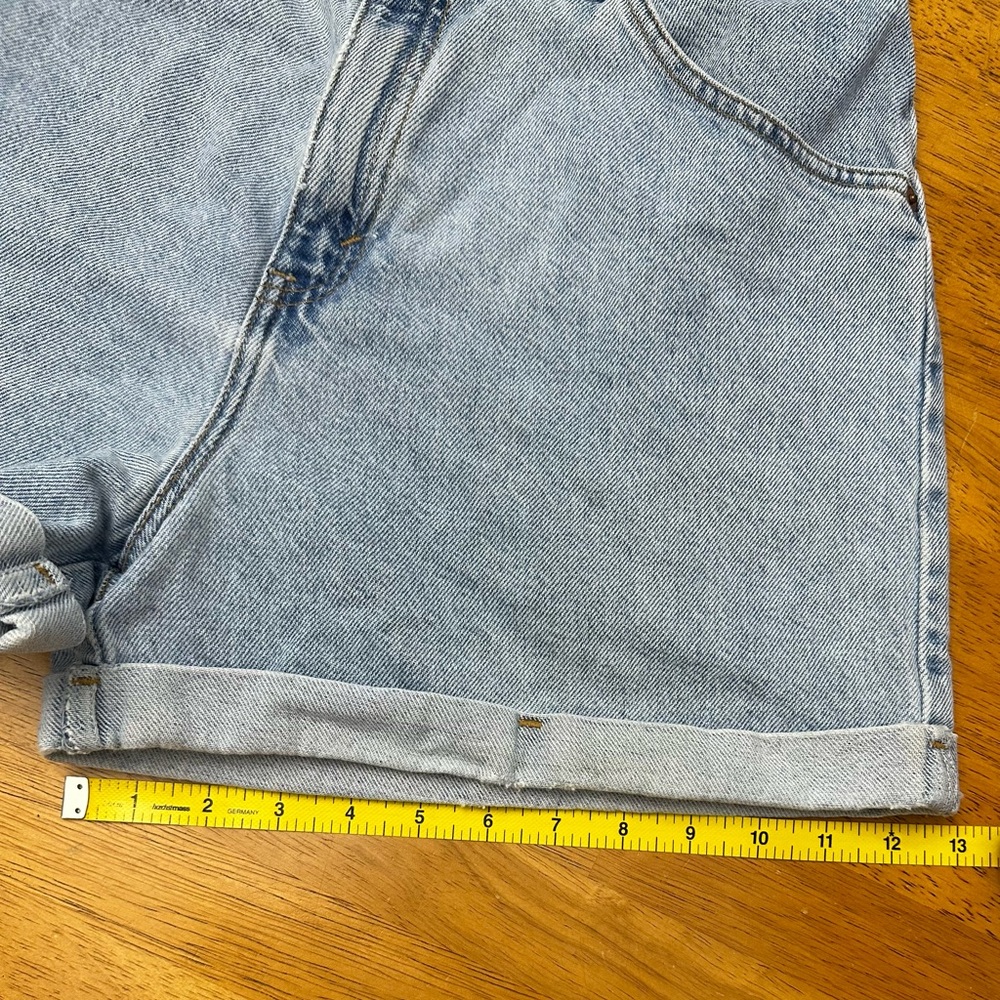 Levi’s VTG orange tag light wash denim shorts - Picture 7 of 9